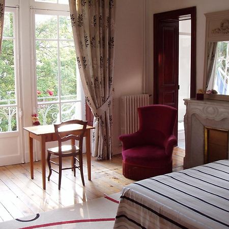 Castel De La Pique Bed & Breakfast Bagnères-de-Luchon Rom bilde