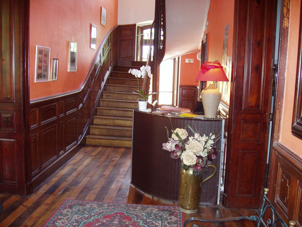 Castel De La Pique Bed & Breakfast Bagnères-de-Luchon Eksteriør bilde